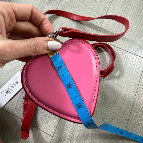 Danier Dreana Tubular Heart Round Bag Red Pink - Picture 14 of 16